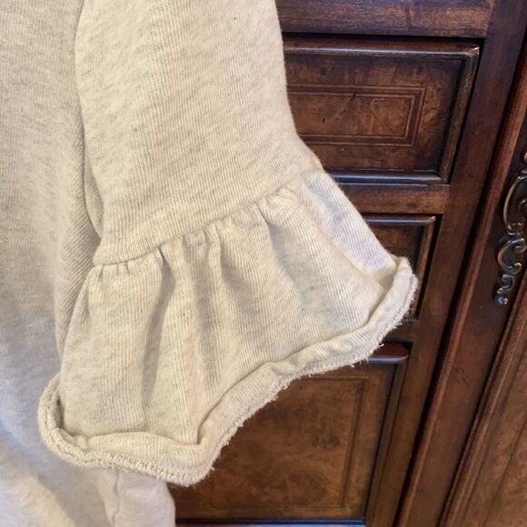 Banana Republic sweatshirt with bell sleeves - Picture 4 of 11